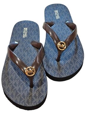 Michael Kors Women's Brown and Gold Logo Flip Flops, Size 7. New Without Tags